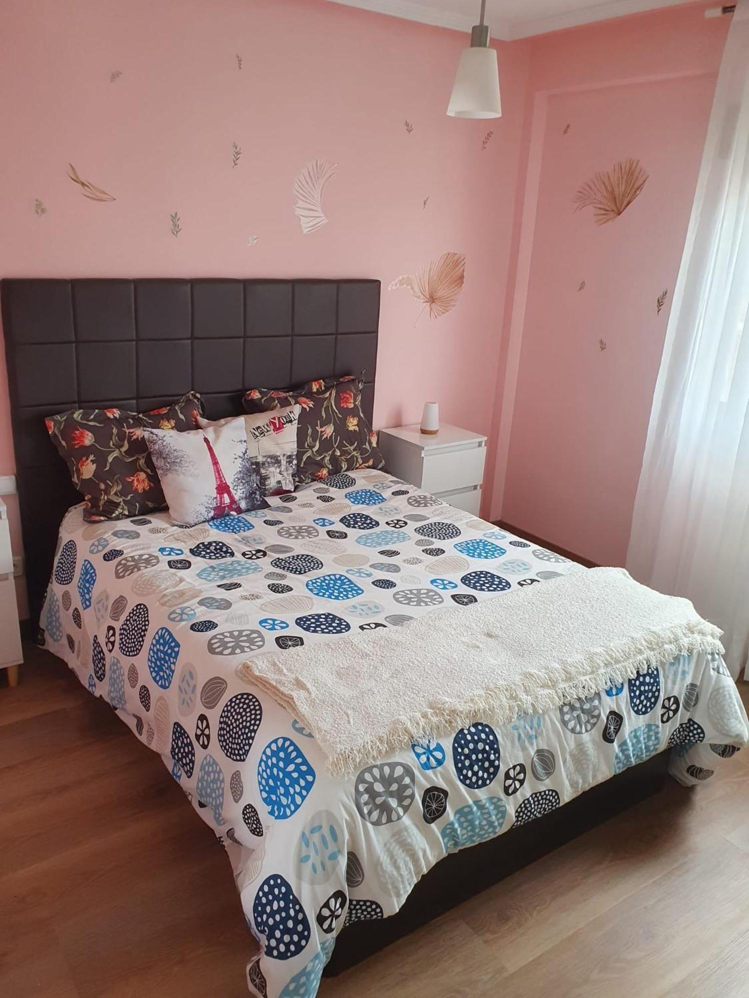 Vistas Monte Naranco Apartamento Con Parking 5Euros Al Dia Oviedo Dış mekan fotoğraf
